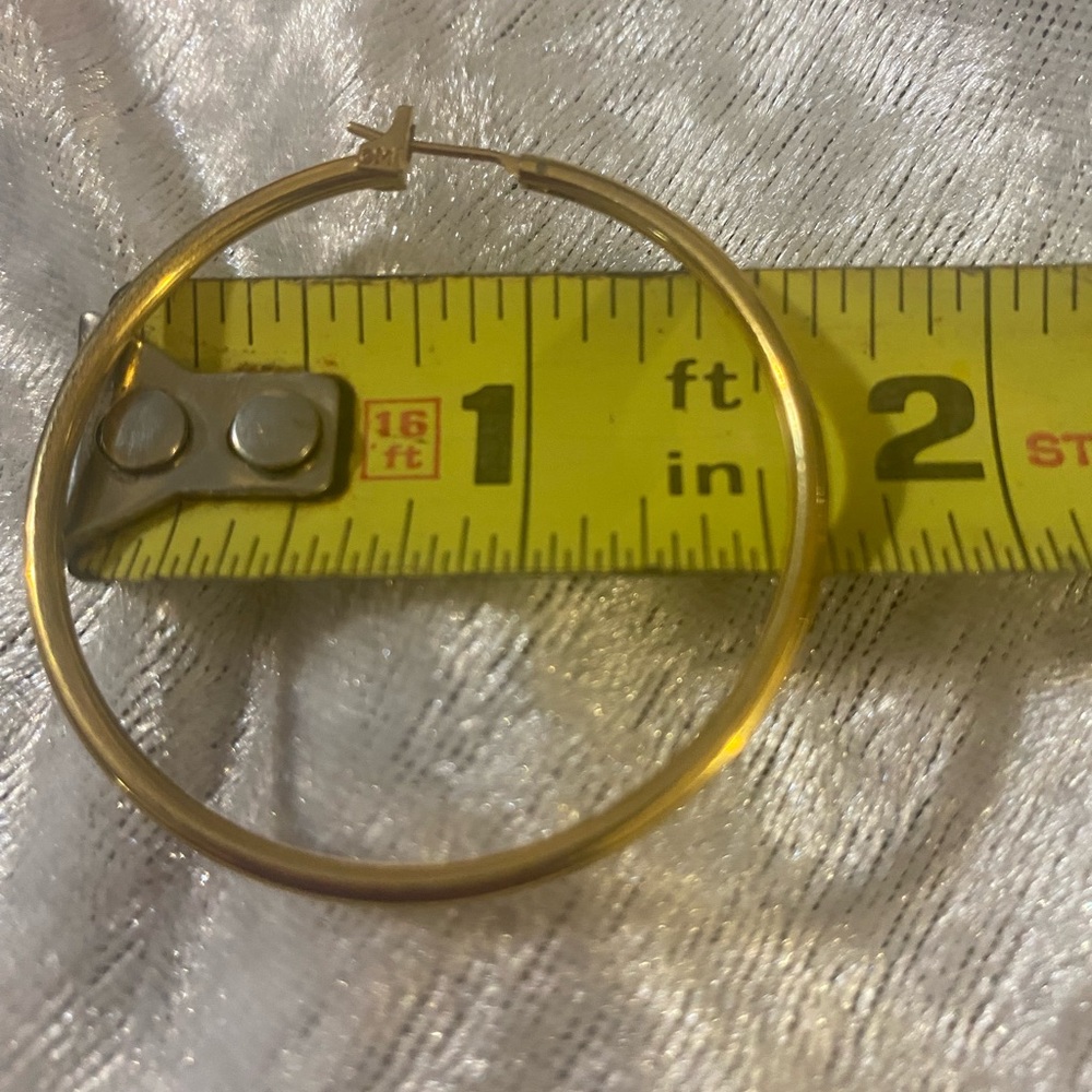 Monet Vintage Gold-tone Hoop Earrings - Picture 6 of 7